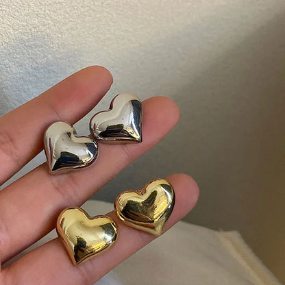 Laoloutian Heart Stud Earrings