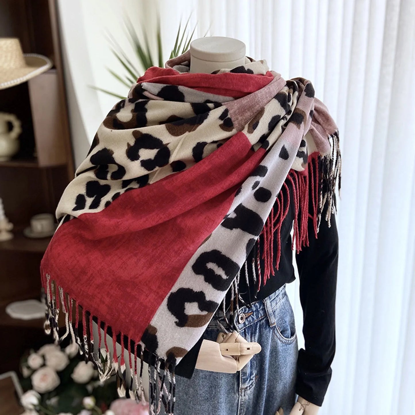 Women's Winter Scarf – Soft, Stylish & Warm